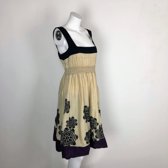 Lithe Pagoda Petals Dress Floral Ivory Print - Picture 3 of 6